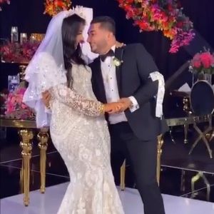 White ivory wedding veil